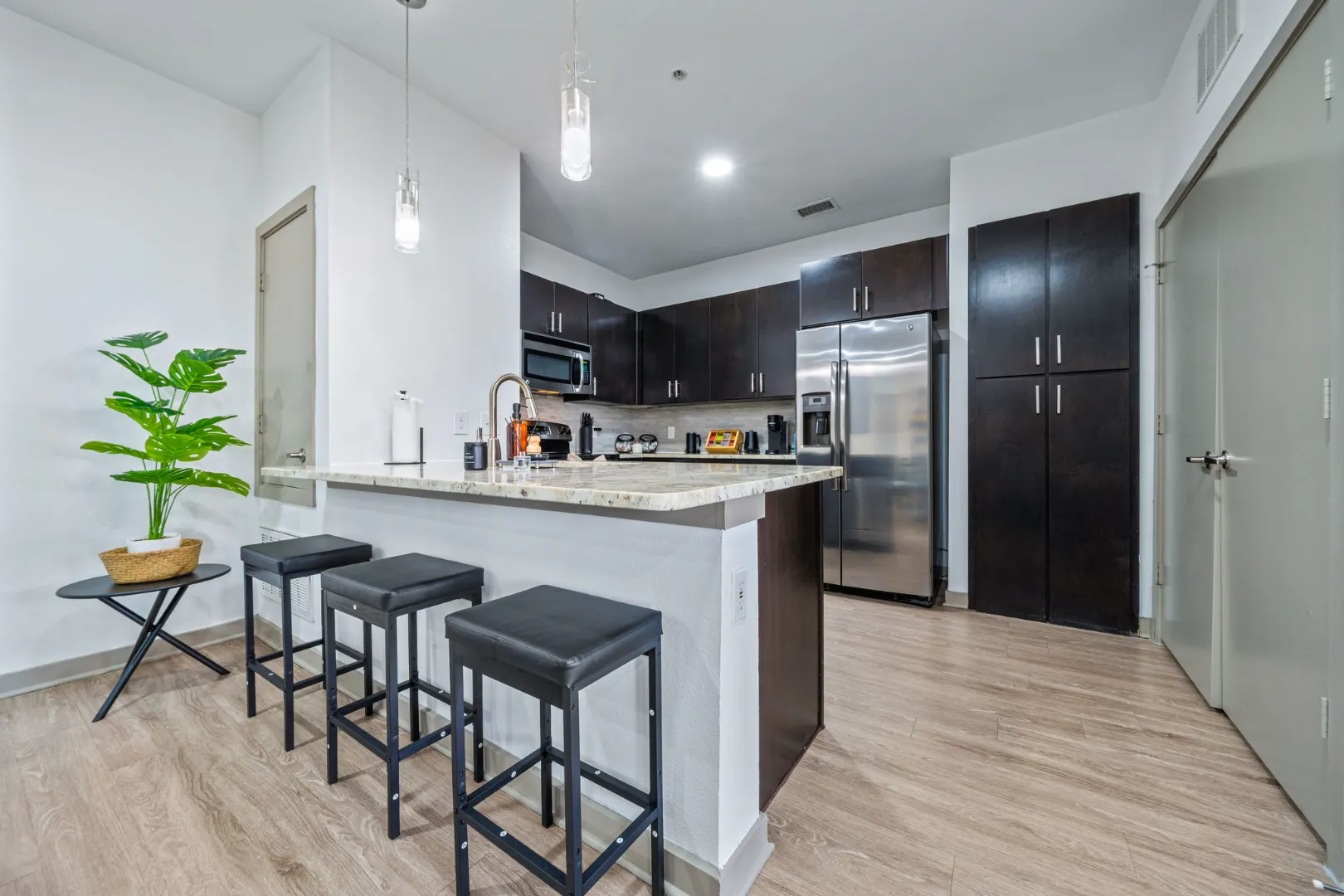 compressed_Copy of 17-SQFT-00070